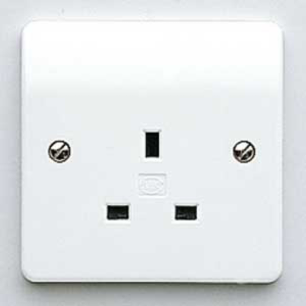 MK K780WHI Socket 1G Unswitched 13A